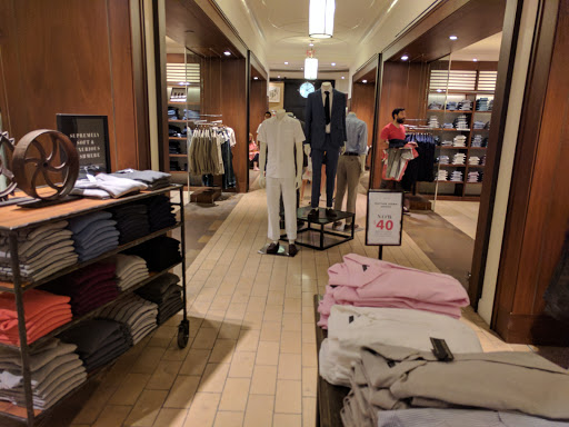 Clothing Store «Banana Republic», reviews and photos, 3333 Bristol St, Costa Mesa, CA 92626, USA