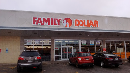 Discount Store «FAMILY DOLLAR», reviews and photos, 265 W 144th St, Riverdale, IL 60827, USA
