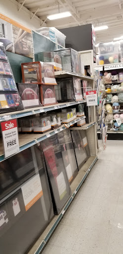 Craft Store «Michaels», reviews and photos, 357 S Mountain Ave, Upland, CA 91786, USA