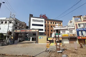 (Maa Pitambara Multi-speciality Hospital)(माँ पीताम्बरा मल्टी स्पेशलिटी हॉस्पिटल) MPM Hospital,Bhopal image