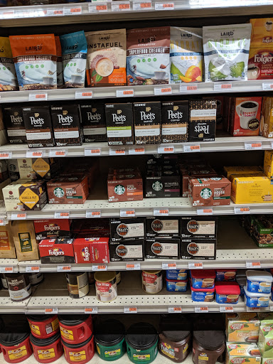 Grocery Store «Sunriver Country Store(IGA)», reviews and photos, 57100 Beaver Dr, Bend, OR 97707, USA