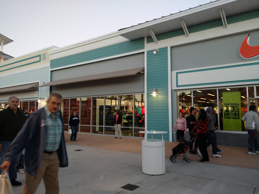 Clothing Store «Nike Factory Store», reviews and photos, 2350 Grand Cypress Dr #350, Wesley Chapel, FL 33544, USA