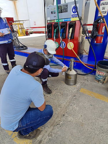 Estación de Servicio Lucas