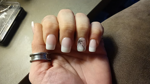 Nail Salon «Calhoun Nail Spa», reviews and photos, 3001 Hennepin Ave, Minneapolis, MN 55408, USA