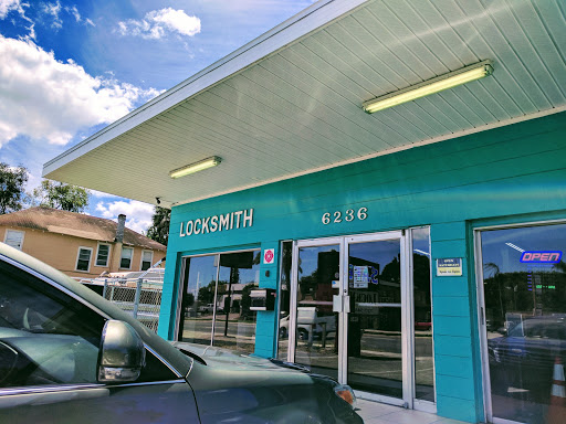 Locksmith «Lock Man Locksmiths», reviews and photos, 6236 Park Blvd N, Pinellas Park, FL 33781, USA