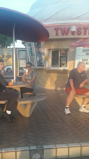 Ice Cream Shop «Twistee Treat», reviews and photos, 4945 US Hwy 98 N, Lakeland, FL 33809, USA