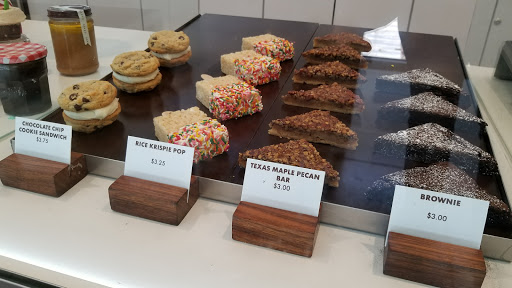 Pastry Shop «Crave», reviews and photos, 2501 Research Forest Dr, The Woodlands, TX 77381, USA