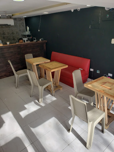 El Artesano, Cafe