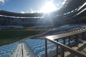 Estadio de Béisbol Monumental Simón Bolívar. image