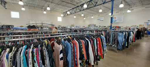 Thrift Store «Goodwill Ocala Superstore Adjacent to Paddock Mall», reviews and photos, 2830 SW 27th Ave, Ocala, FL 34471, USA
