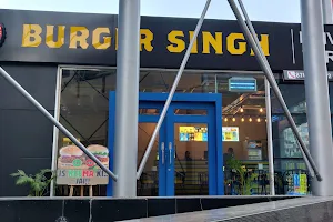Burger Singh image