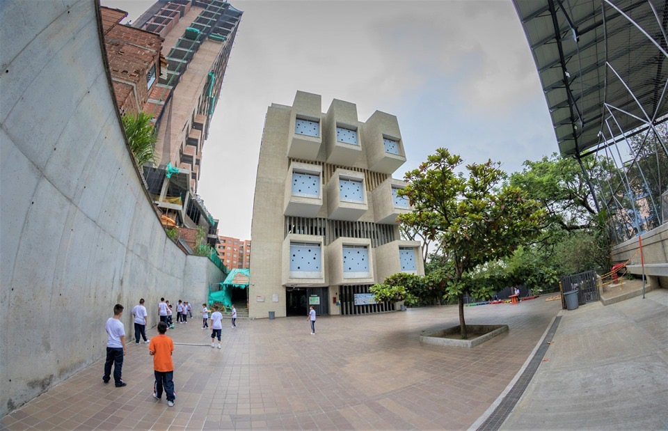 Institución Educativa Leticia Arango de Avendaño