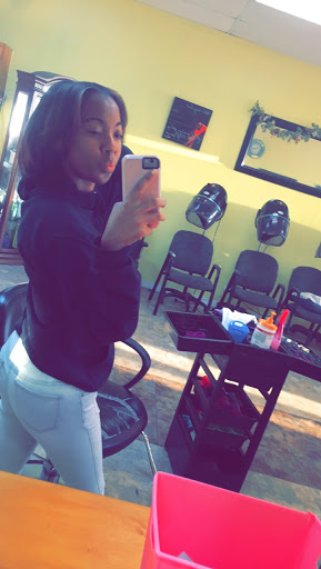 Beauty Salon «Dominican Patty Hair Salon», reviews and photos, 2161 Cunningham Dr, Hampton, VA 23666, USA