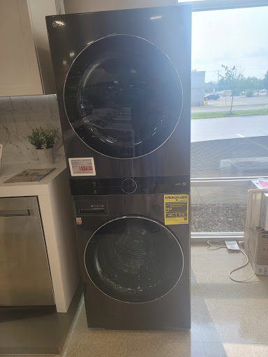 Electronics Store «Best Buy», reviews and photos, 1 Galleria Dr J107, Cheektowaga, NY 14225, USA