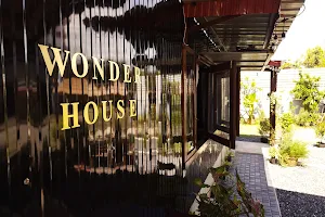 Wonder house image