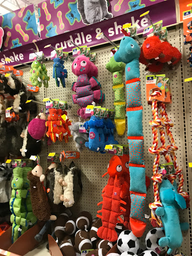 Pet Supply Store «PetSmart», reviews and photos, 3439 Princeton Rd, Hamilton, OH 45011, USA