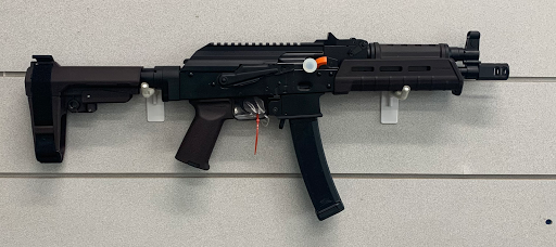 Gun Shop «South Dade Jewelry & Gun Exchange», reviews and photos, 20848 S Dixie Hwy, Miami, FL 33189, USA