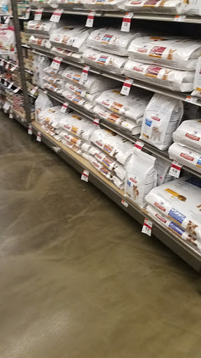 Pet Supply Store «Pet Supplies Plus», reviews and photos, 1970 Portage Trail, Cuyahoga Falls, OH 44223, USA
