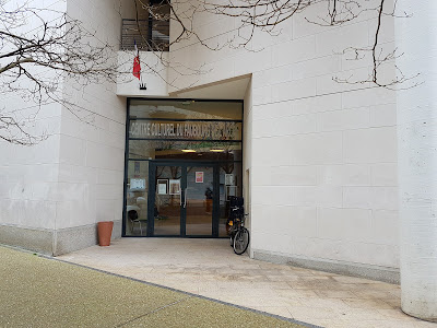 Centre Culturel Faubourg de l'arche à Courbevoie
