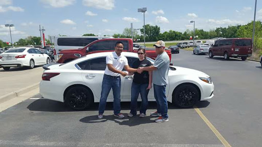 Car Dealer «Orr Nissan of Fort Smith», reviews and photos, 6520 Autopark Dr, Fort Smith, AR 72908, USA