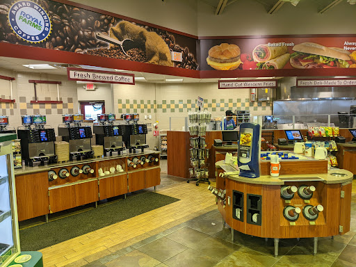 Convenience Store «Royal Farms», reviews and photos, 108 Silicato Parkway, Milford, DE 19963, USA