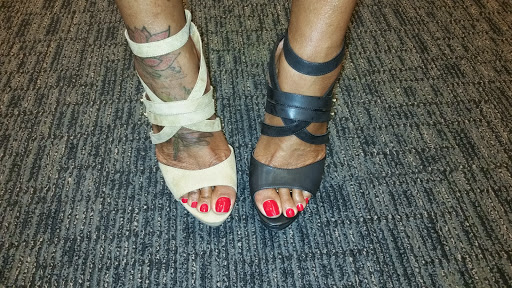 Department Store «Nordstrom Rack Rivers Edge Shopping Center», reviews and photos, 4036 E 82nd St, Indianapolis, IN 46250, USA