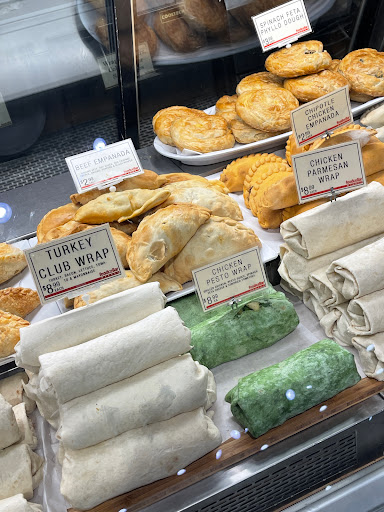 Supermarket «Foodcellar Market», reviews and photos, 4-85 47th Rd, Long Island City, NY 11101, USA