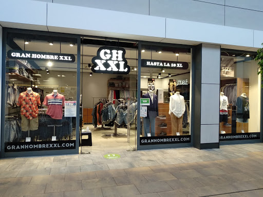 Gran Hombre XXL - Centro Comercial Los Patios - Málaga