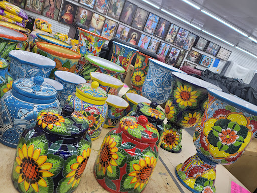 Thrift Store «Thrift & Dollar Mart», reviews and photos, 1915 E Park Row Dr, Arlington, TX 76010, USA