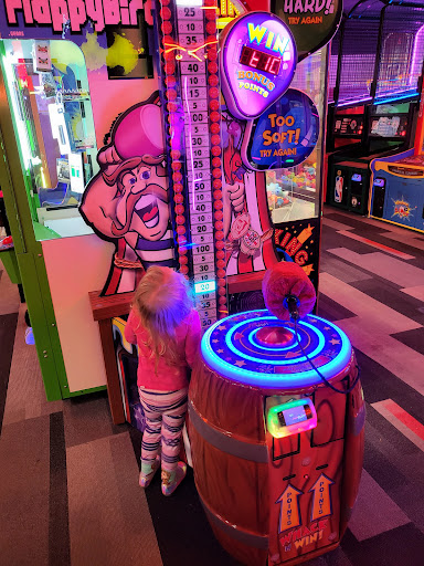 Bowling Alley «AMF Price Lanes Bowling», reviews and photos, 3215 Kirkwood Hwy, Wilmington, DE 19808, USA