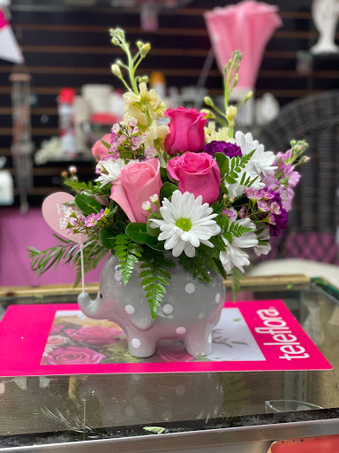 Florist «Elite Floral & Gift Shoppe», reviews and photos, 504 N Alafaya Trail #109, Orlando, FL 32828, USA