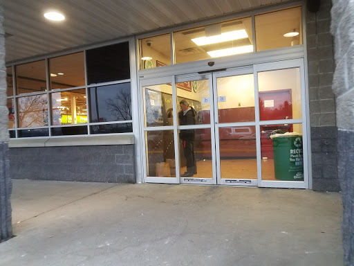 Supermarket «Price Chopper», reviews and photos, 8648 NY-22 #1, Granville, NY 12832, USA