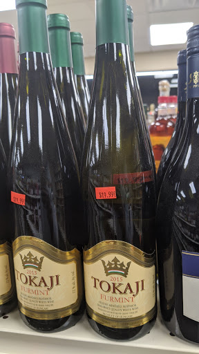 Liquor Store «Sunset Point Liquors», reviews and photos, 2516 Sunset Point Rd, Clearwater, FL 33765, USA