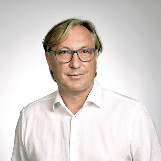 Dr. Peter Caspari