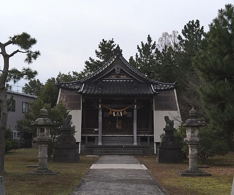 上冨居神社