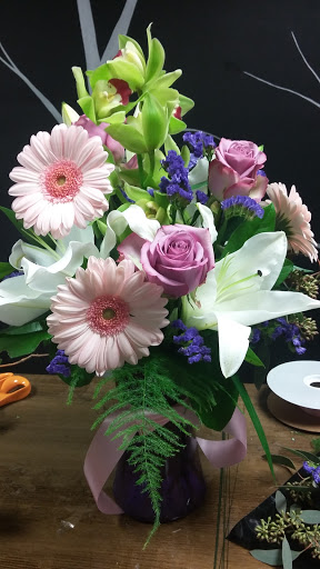 Florist «Philips Florist, Inc.», reviews and photos, 920 Market St, Oxford, PA 19363, USA