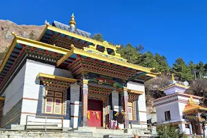 Upper Pisang Buddhist Temple image