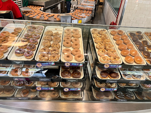Bakery «Krispy Kreme Doughnuts», reviews and photos, 16415 NW Cornell Rd, Beaverton, OR 97006, USA