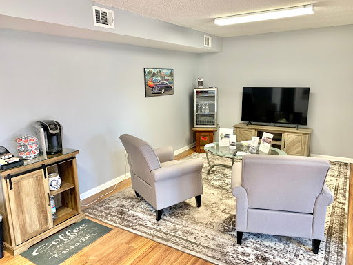 Auto Body Shop «Uni-Tech Collision Repair», reviews and photos, 1994 Moreland Pkwy, Annapolis, MD 21401, USA