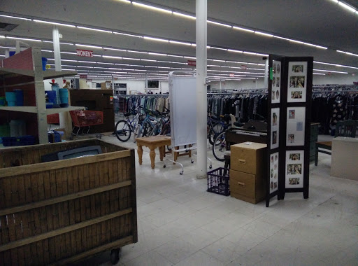 Thrift Store «The Salvation Army Family Stores», reviews and photos, 817 S State Rd, Davison, MI 48423, USA