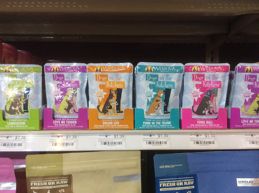 Pet Supply Store «The Urban Pet», reviews and photos, 7515 Beverly Blvd, Los Angeles, CA 90036, USA