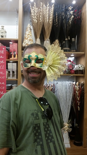 Home Goods Store «Pier 1 Imports», reviews and photos, 233 Creekside Crossing, New Braunfels, TX 78130, USA