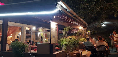 Pizzeria la pomme de pin à Montauroux