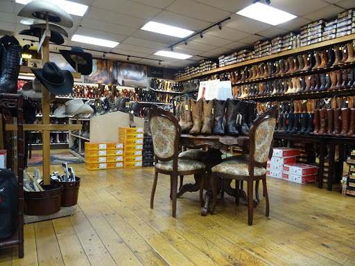 Western Apparel Store «Country General Store», reviews and photos, 6279 Van Nuys Blvd, Van Nuys, CA 91401, USA