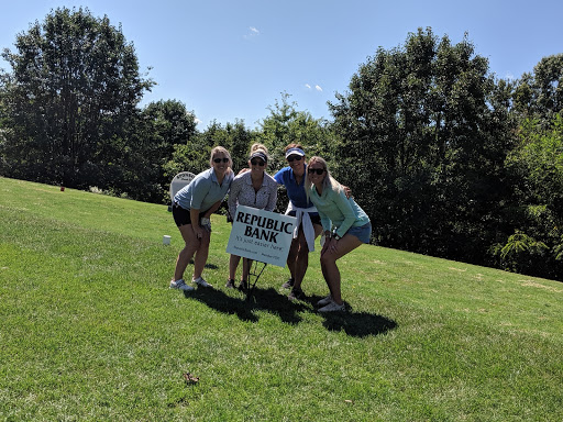 Golf Course «Boone Links Golf Course», reviews and photos, 19 Clubhouse Dr, Florence, KY 41042, USA