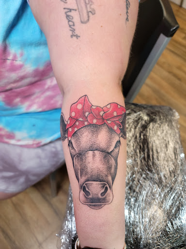 Explore 3 friends tattoo ideas, creative tattoo ideas in Venice, available at Ministry of Ink Tattoo & Piercing