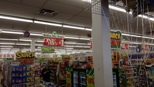 Dollar Store «Dollar Tree», reviews and photos, 201 Wooster Road North, Barberton, OH 44203, USA