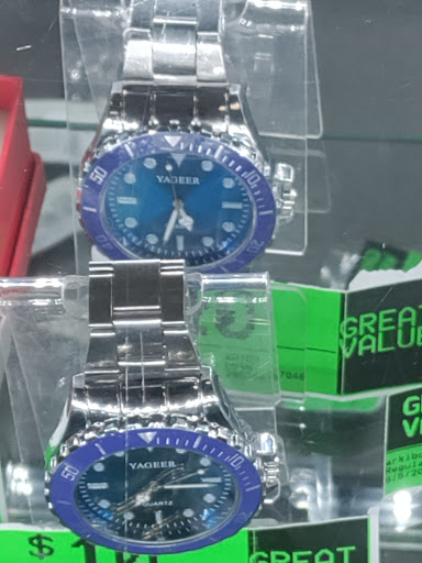 Pawn Shop «All That Glitters Pawn Shop Portland», reviews and photos, 12200 SE Division St, Portland, OR 97236, USA