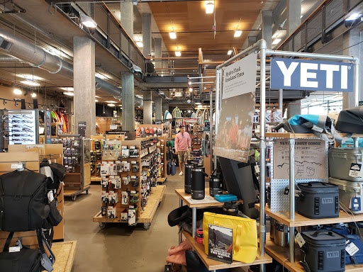 Camping Store «REI», reviews and photos, 1405 NW Johnson St, Portland, OR 97209, USA