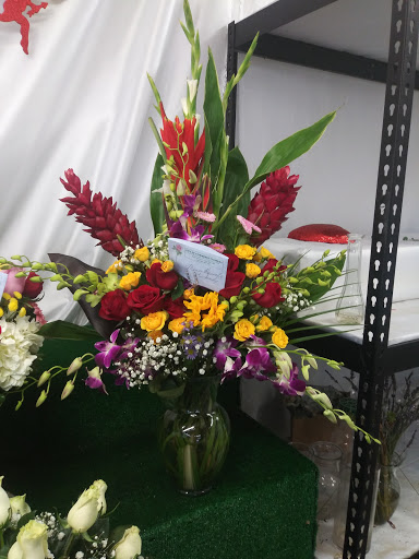 Florist «Commerce Flowers», reviews and photos, 2340 S Atlantic Blvd, Commerce, CA 90040, USA